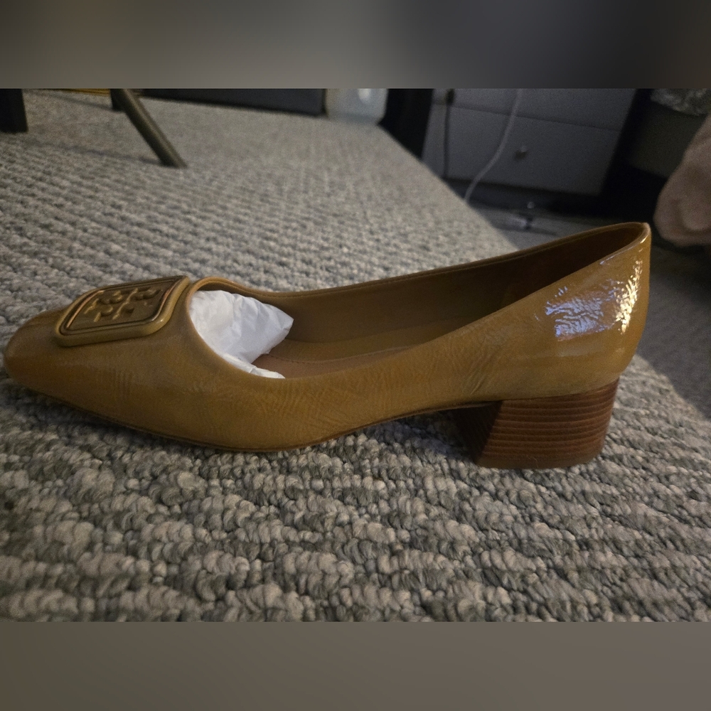 Tory Burch Tan Patent Leather Flats